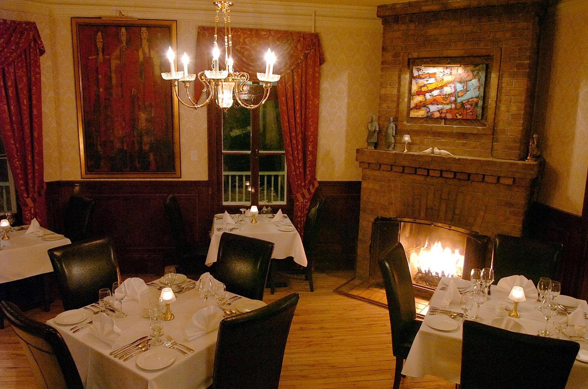 Chez Truchon Bistro-Auberge Ла-Мальбе Экстерьер фото